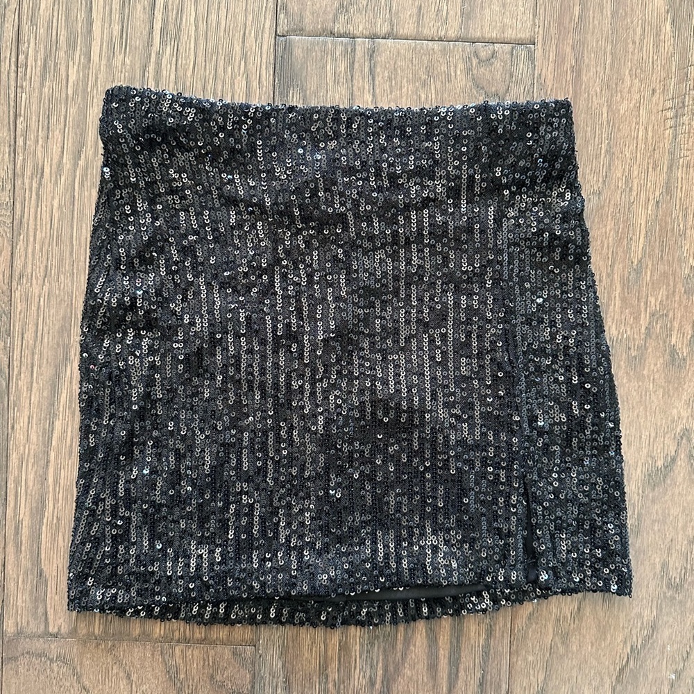 Girls' Notch Front Sequin Skirt - art class